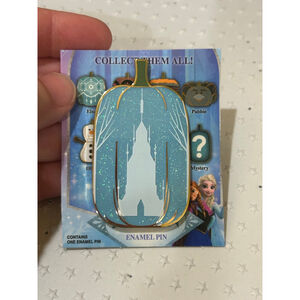 Pink A La Mode PALM Disney Frozen Royal Harvest Mystery Pin Chaser Castle LE 100